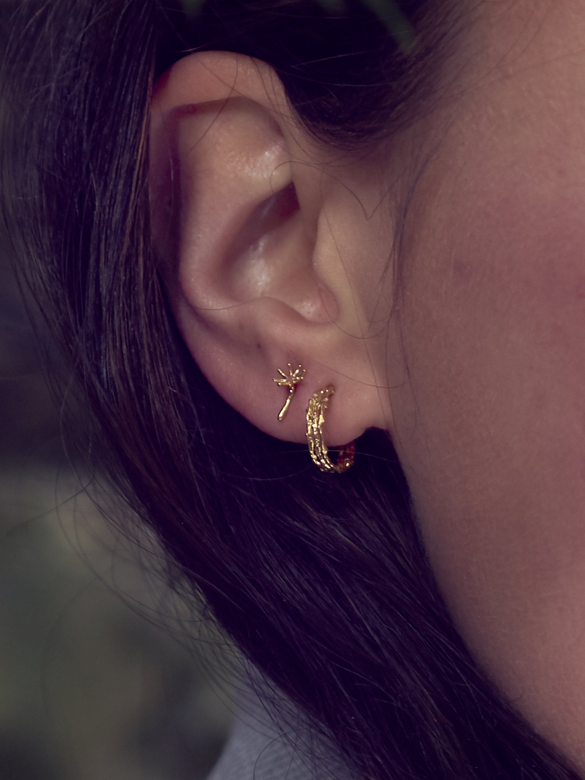 Nest Structure Mini Hoop Earrings - image 3