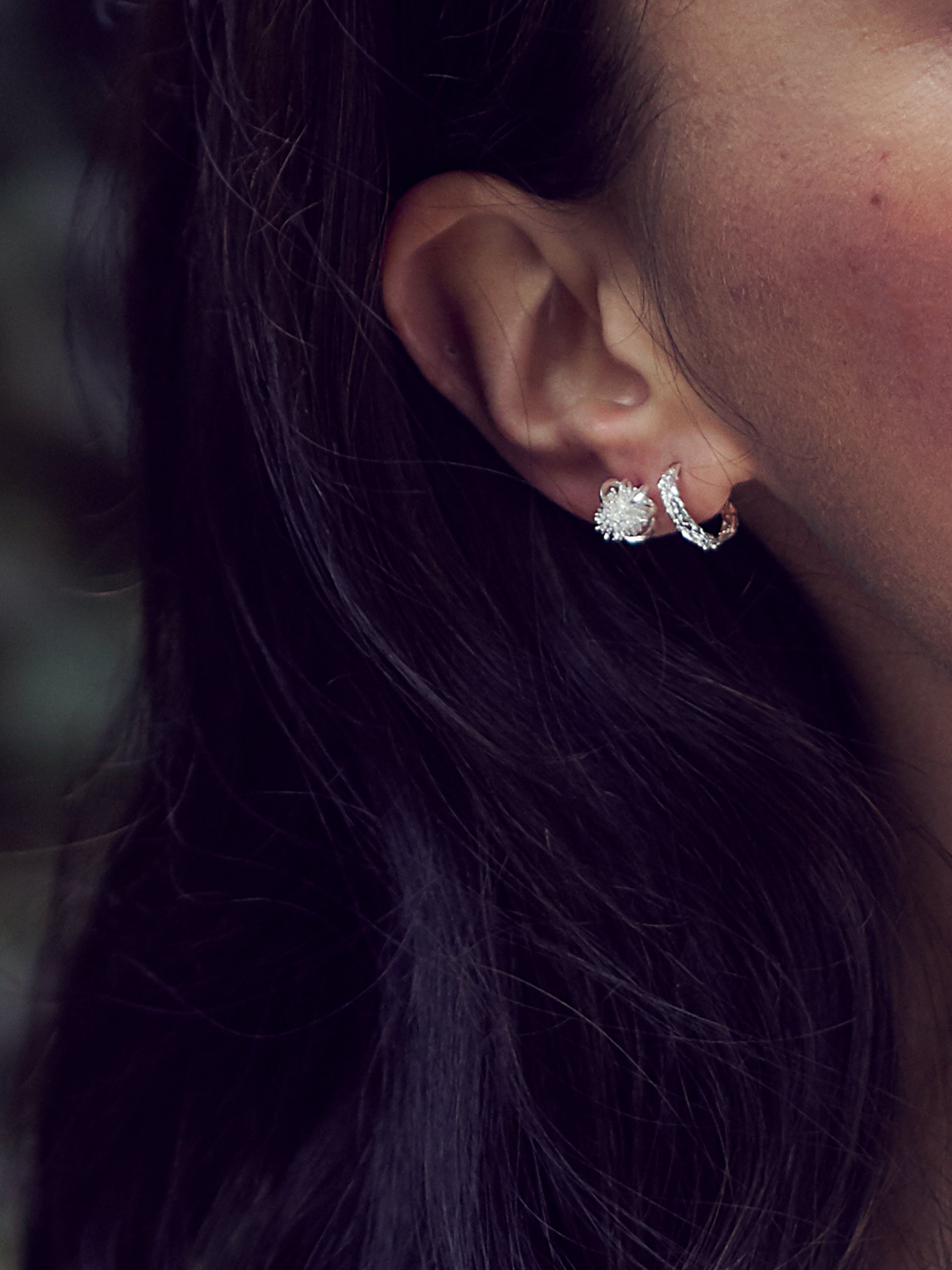 Nest Structure Mini Hoop Earrings - image 7