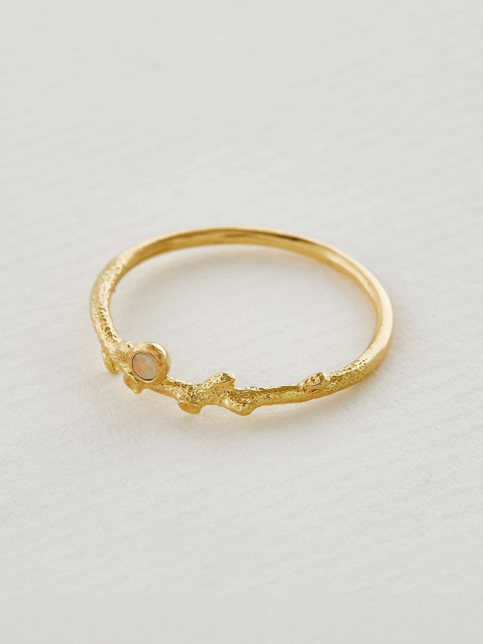 Fine Coral Texture Opal Ring - image 4 | 18ct yellow gold