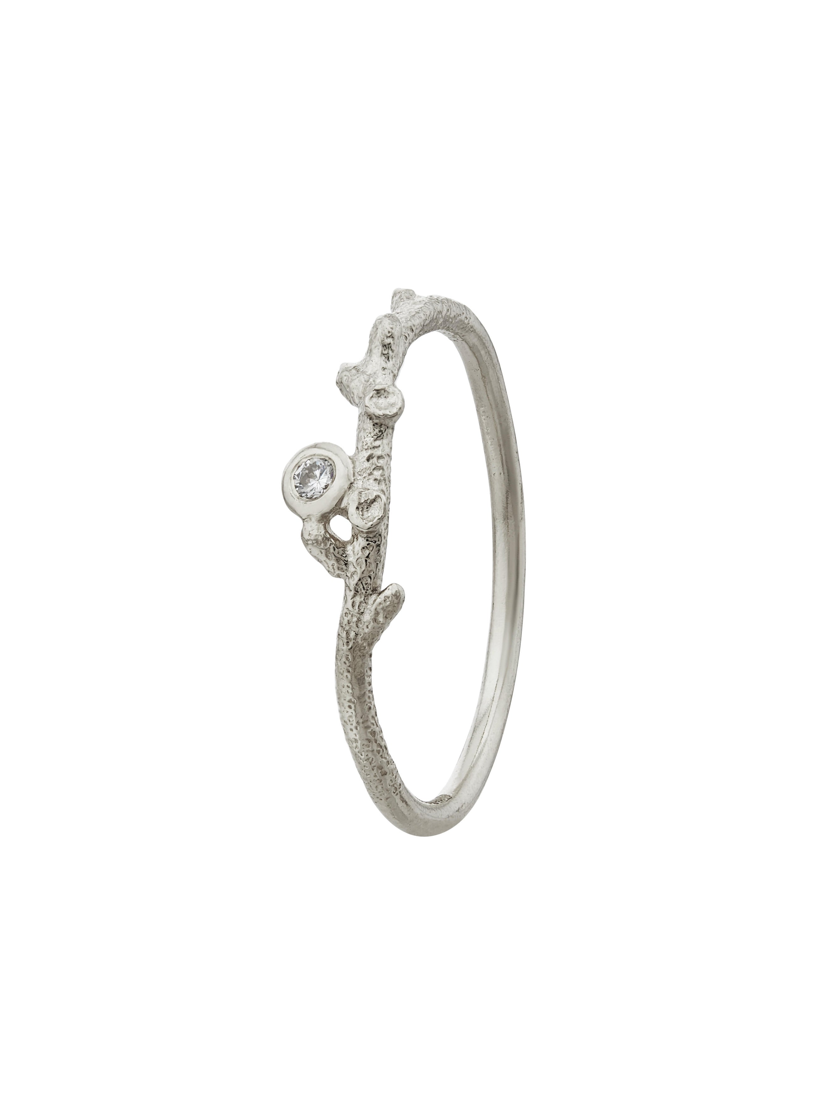 Fine Coral Texture Ring with Ocean Diamond - image 3 | 18ct white gold