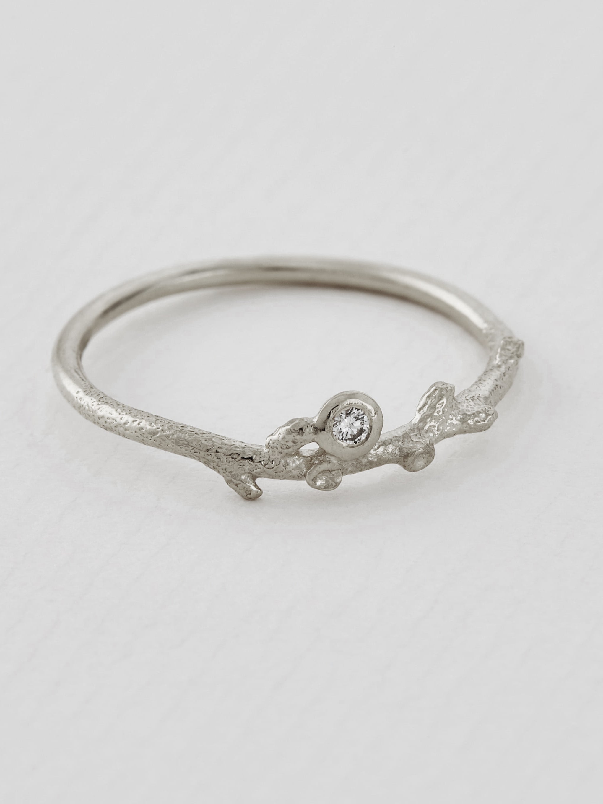 Fine Coral Texture Ring with Ocean Diamond - image 4 | 18ct white gold