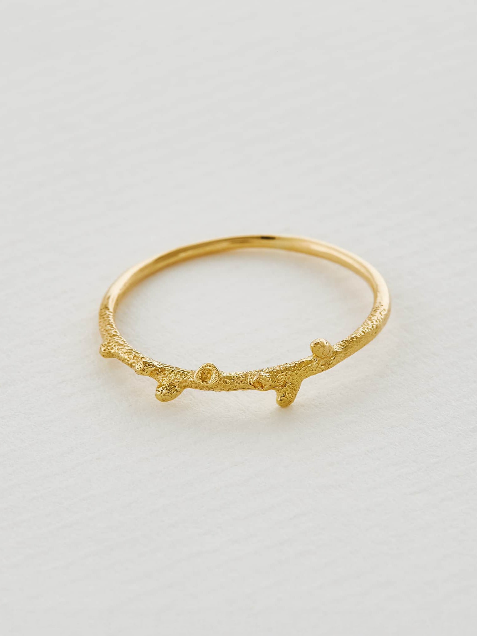 Fine Coral Texture Ring - image 2 | 18ct yellow gold