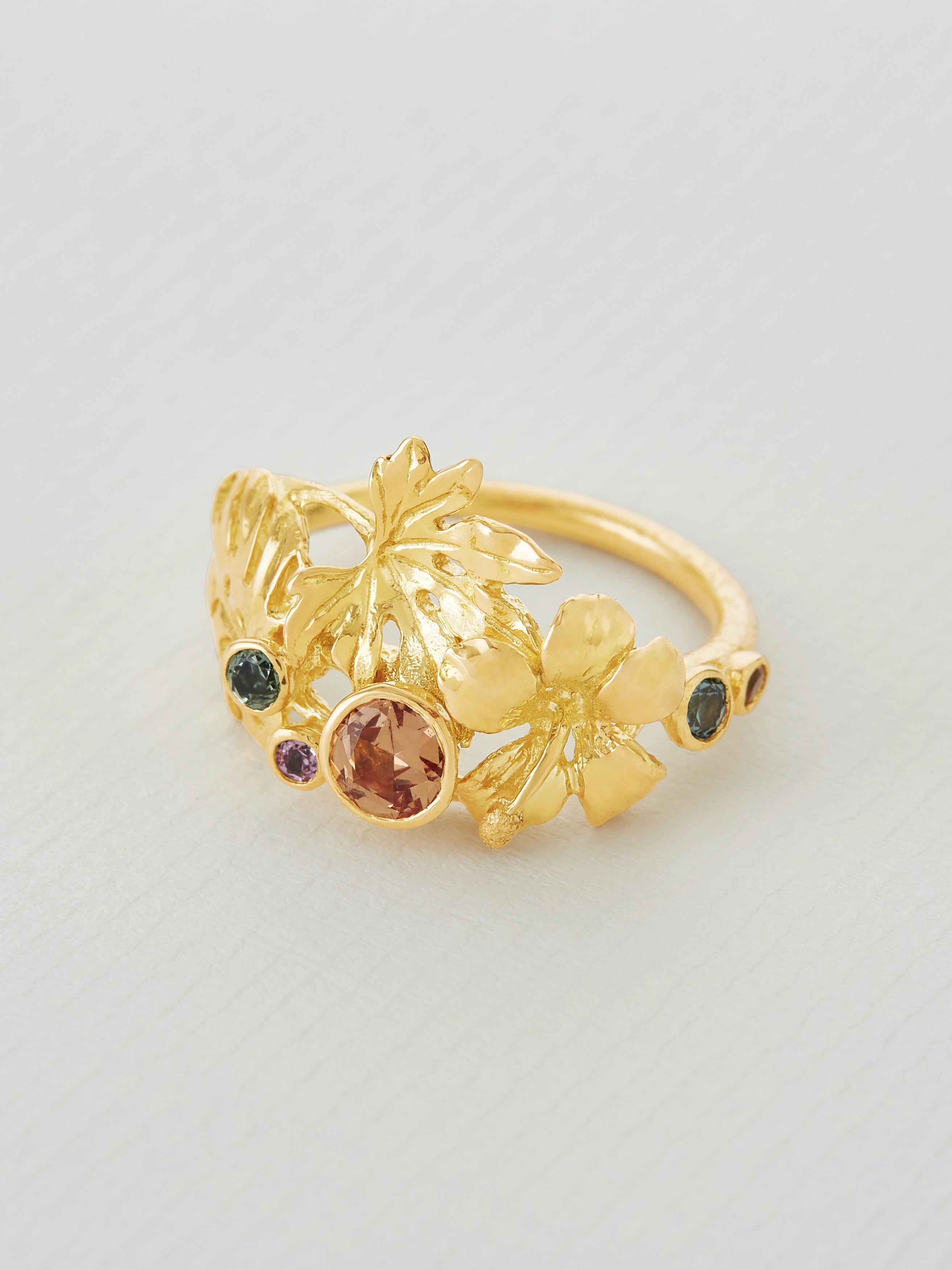 Tropical Leaf & Flower Ring, with 'Hot House' Madagascan Sapphires - image 2 | 18ct yellow gold