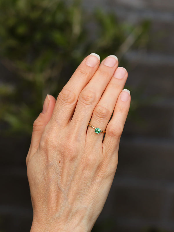 Columbian Emerald 0.54ct Hoya Ring