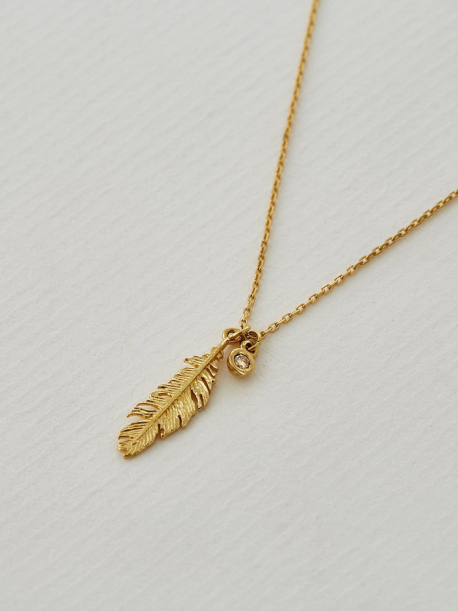 Plume & Champagne Diamond Necklace - image 4 | 18ct yellow gold