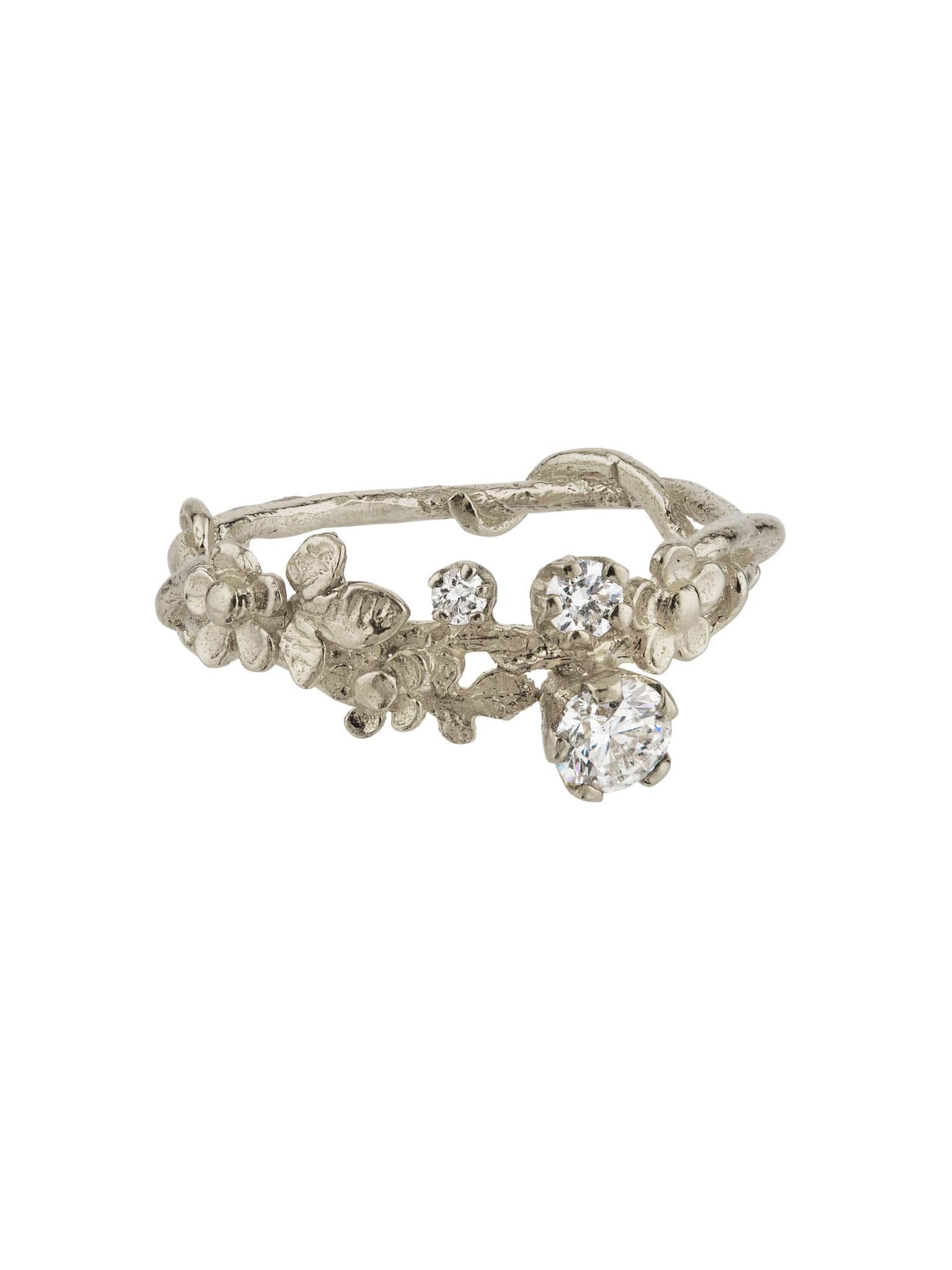 Wild Posy Twist Diamond Ring - image 14 | platinum