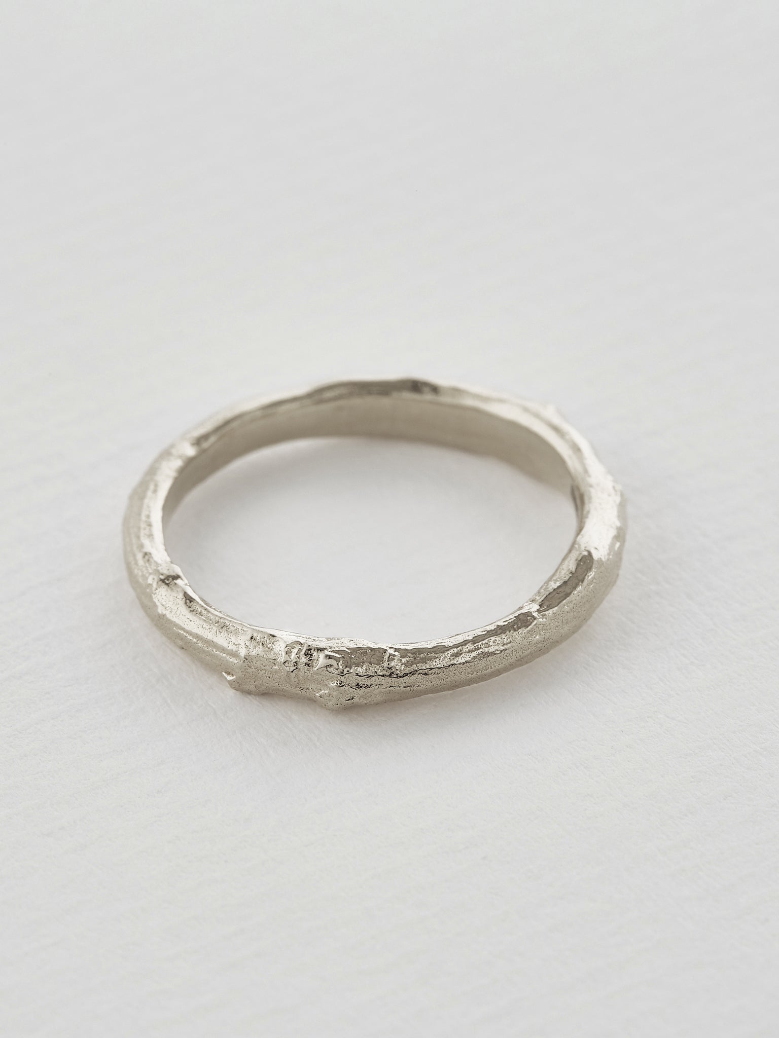 Oak Band 3mm - image 9 | platinum