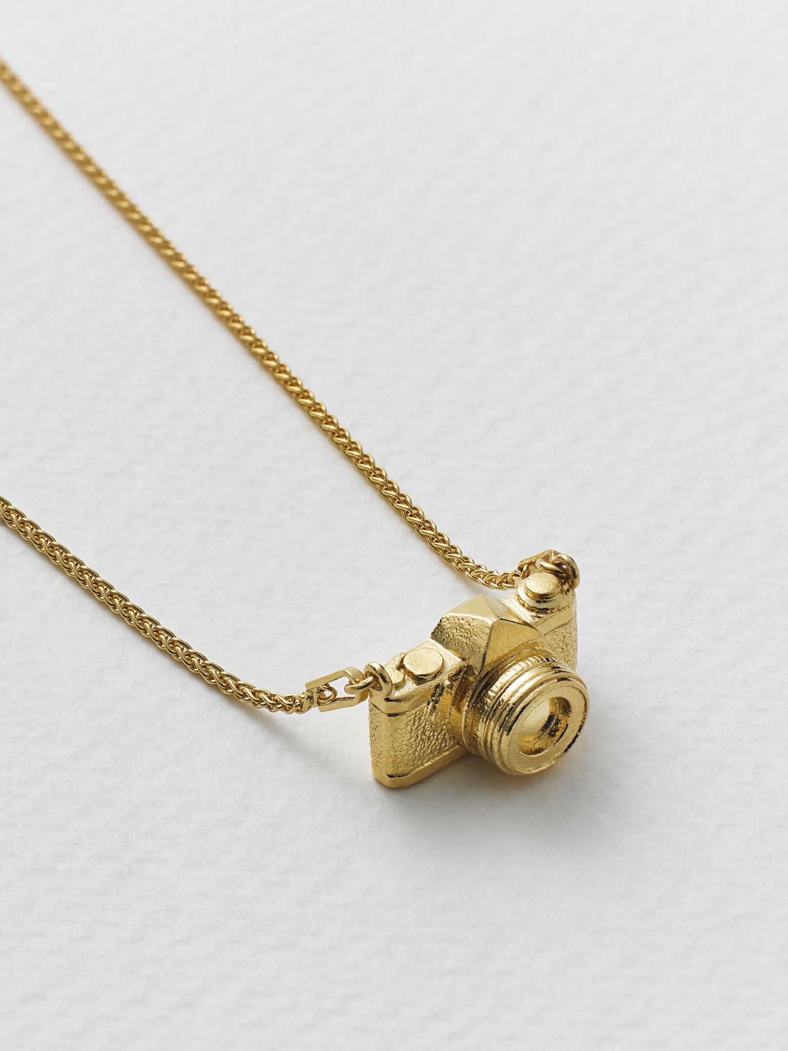 In-line Vintage Camera Necklace - image 3 | gold plate