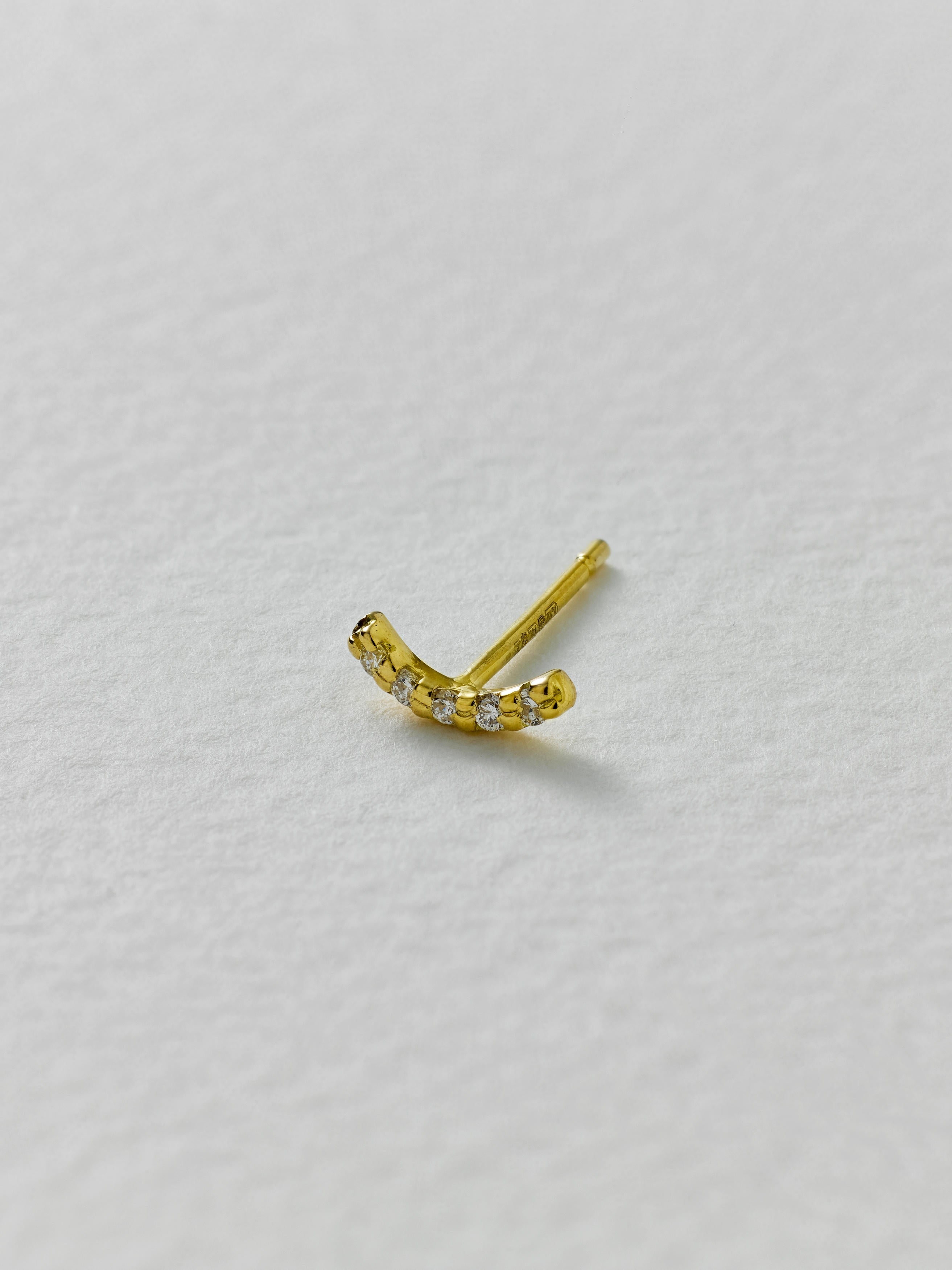 Crescent Bar Diamond Single Stud Earring - image 3 | 18ct yellow gold