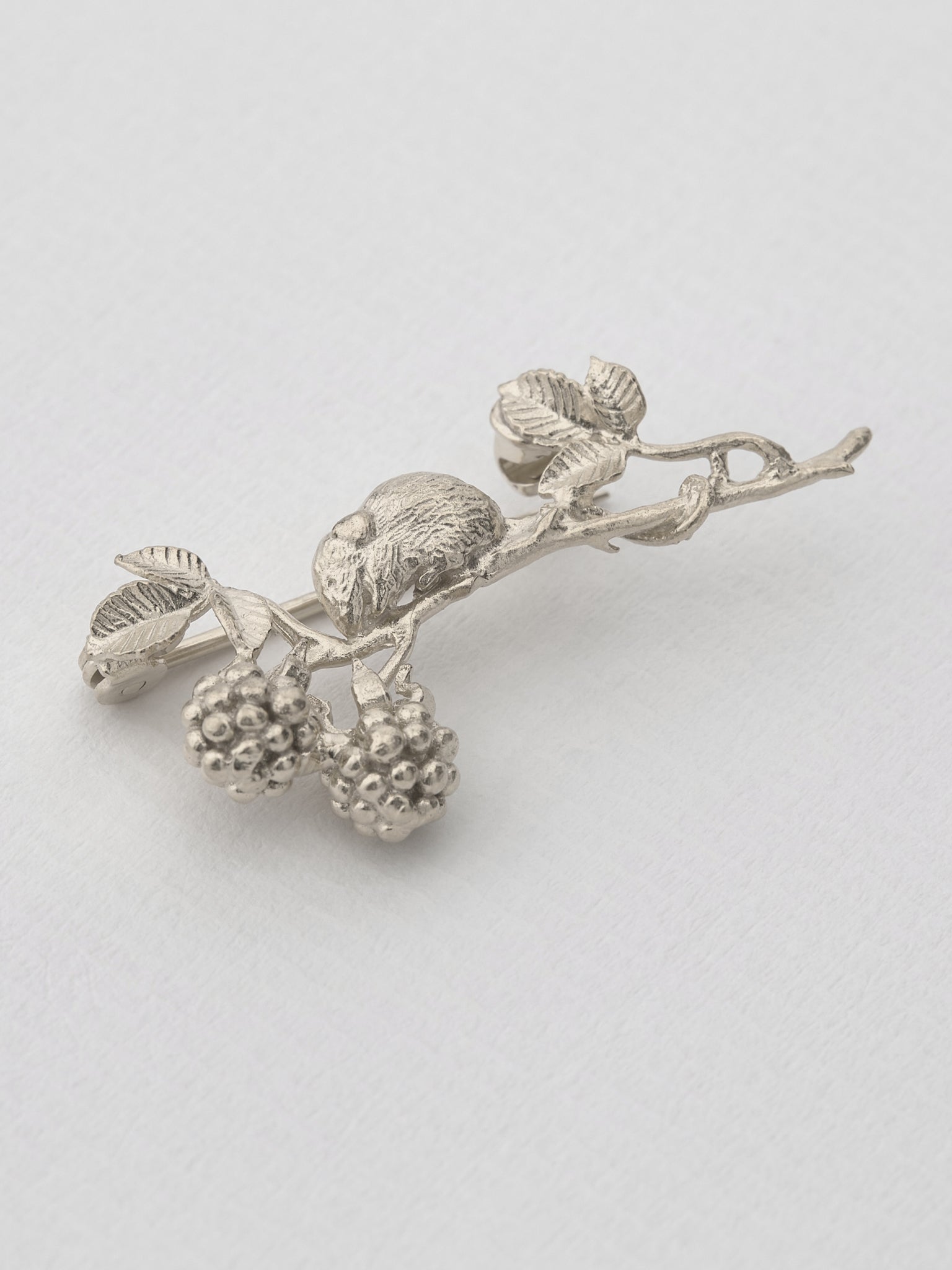 Harvest Mouse Brooch - image 6 | silver