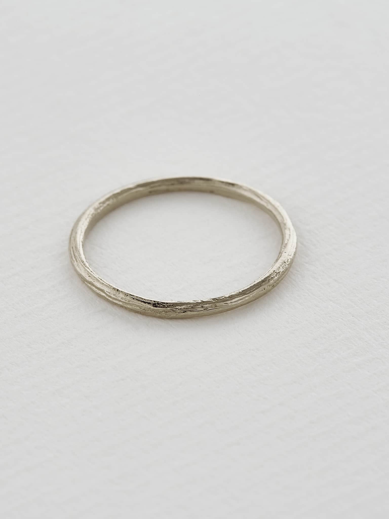 Papina Band - image 4 | 18ct white gold