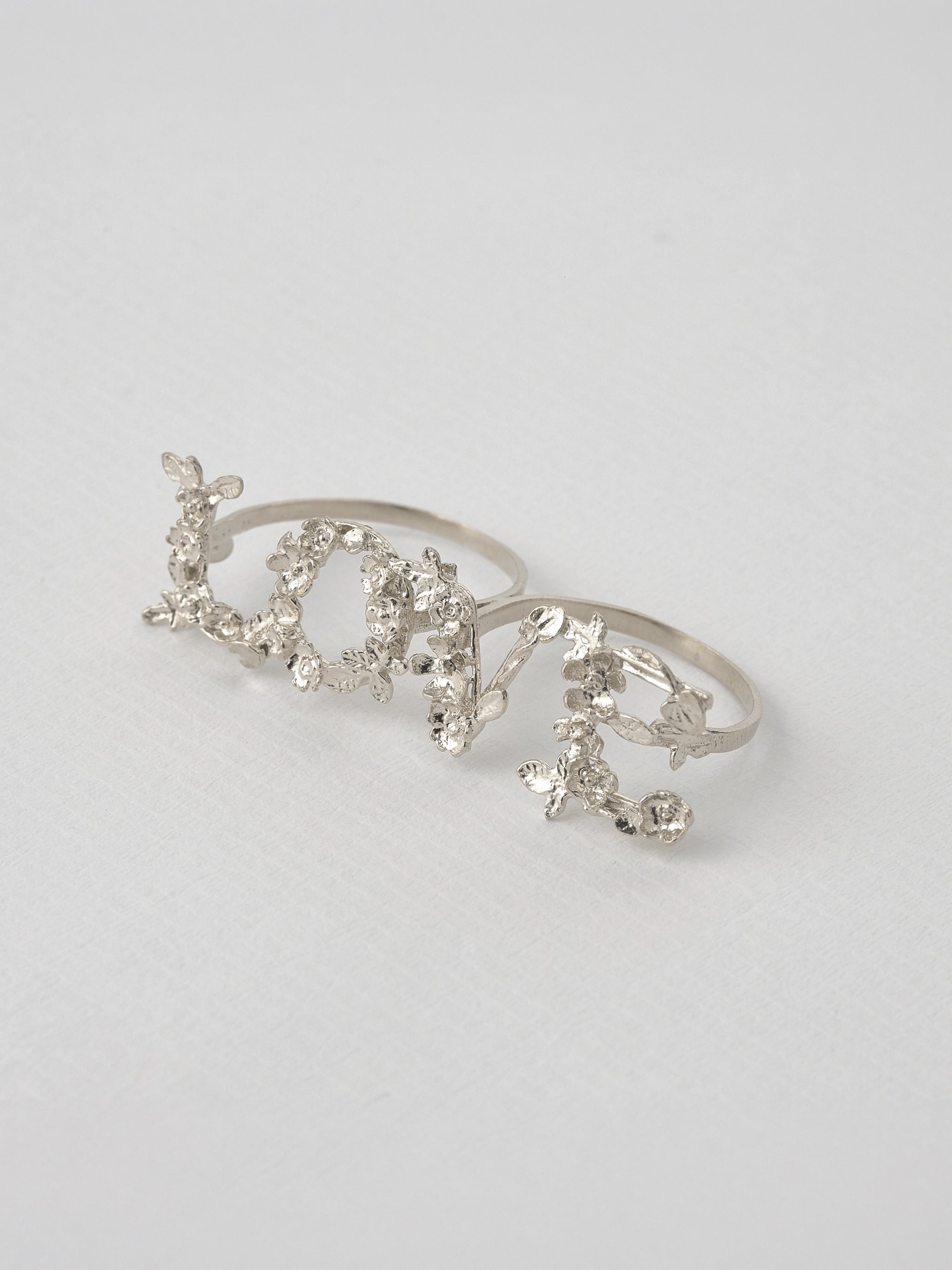 LOVE Cross-Knuckle Ring - image 4 | silver