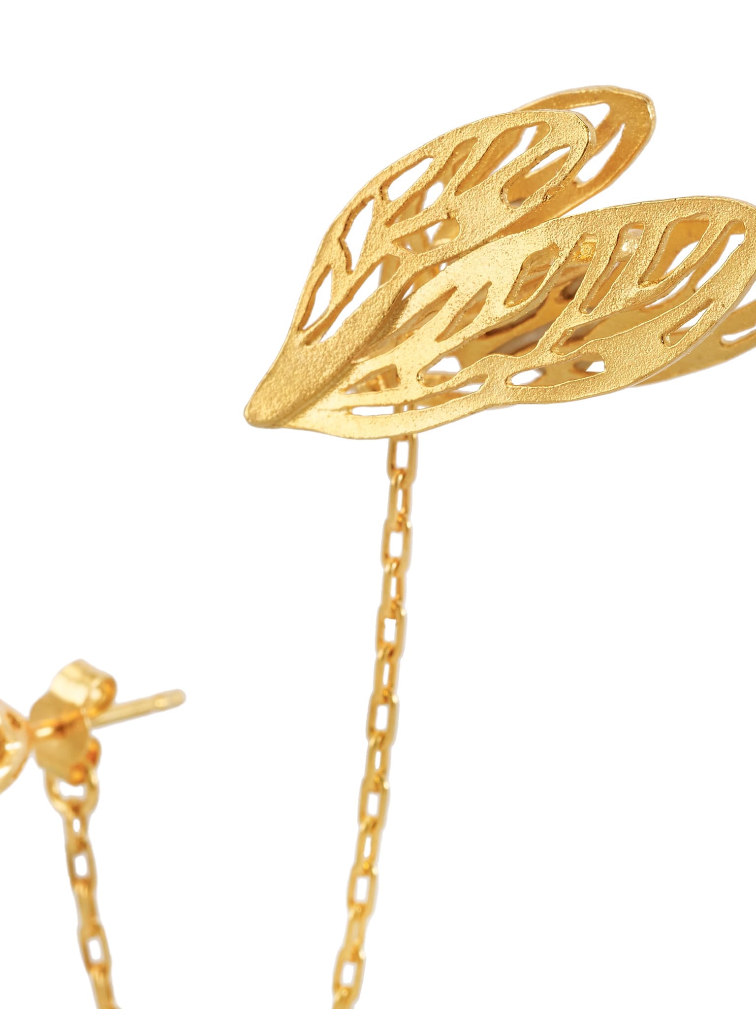 Small Landed Dragonfly Wing Ear-Cuff with Chain Linked Stud - image 4 | gold plate