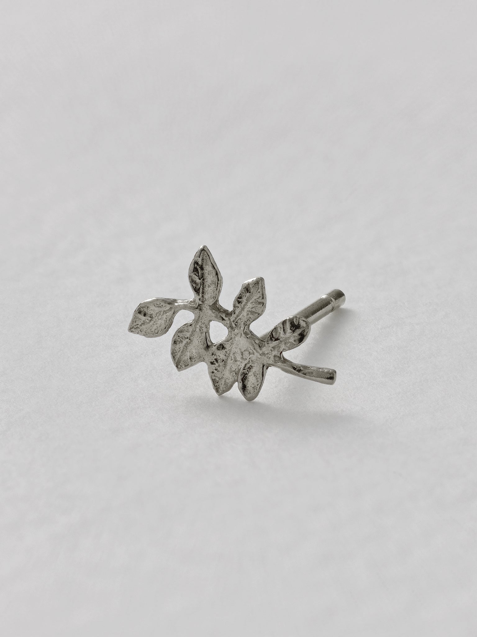 Verity Leaf Single Stud Earring - image 6 | 18ct white gold