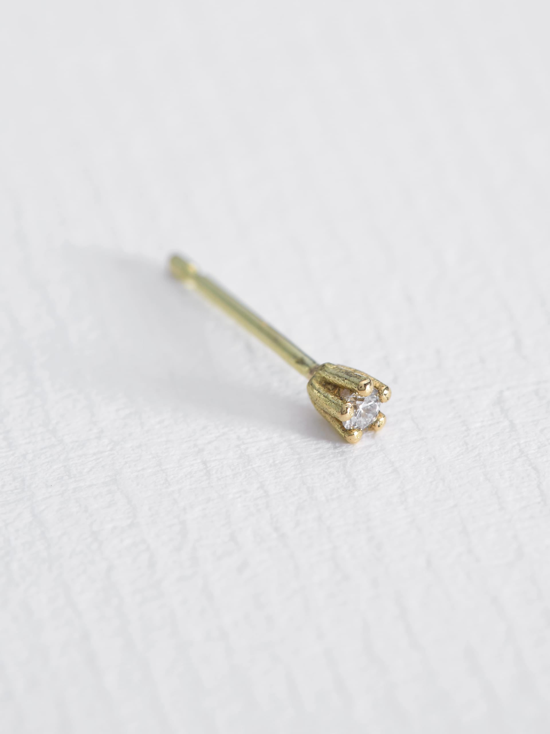 Single Diamond Stud Earring - image 3 | 18ct yellow gold
