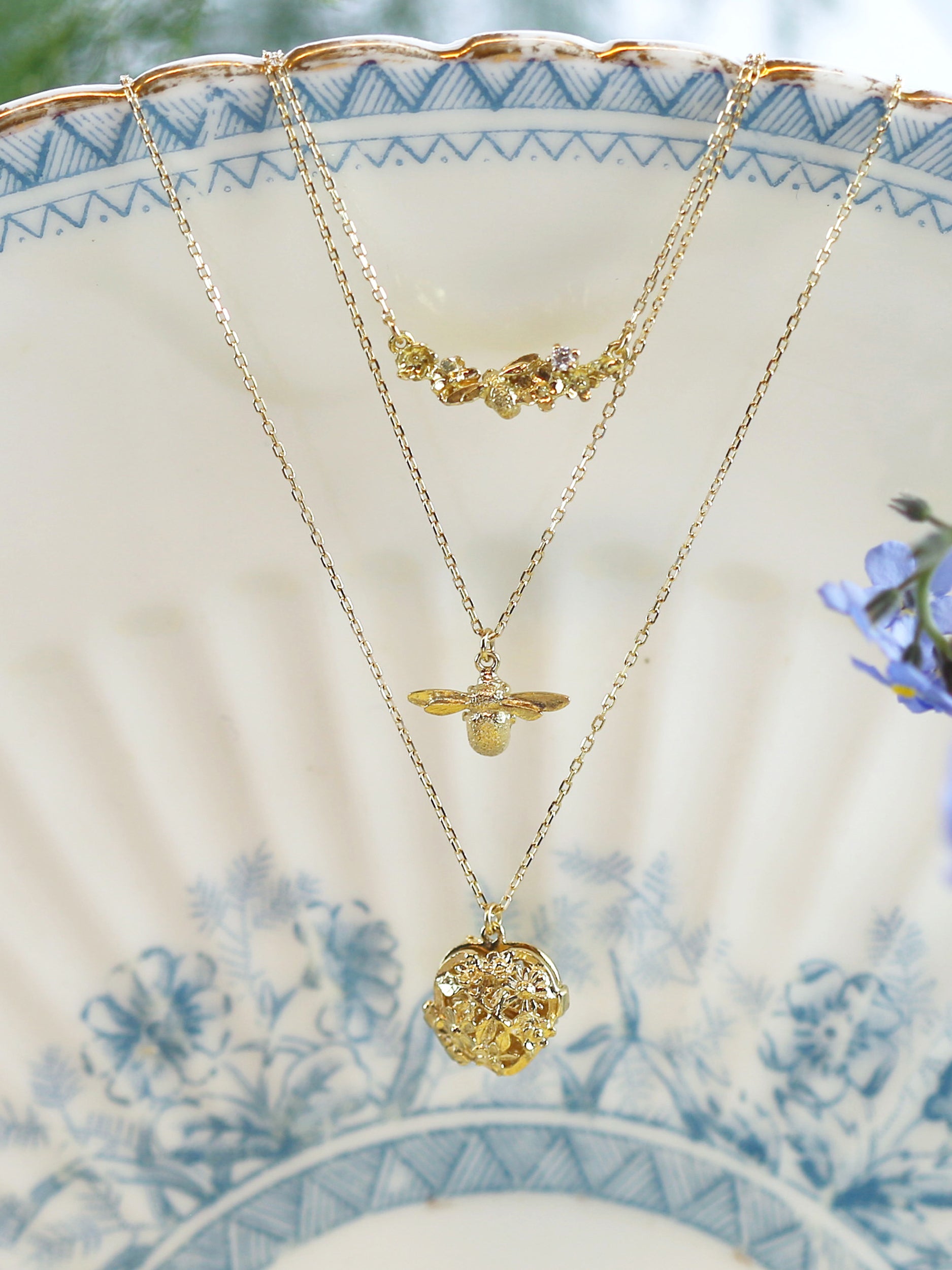 Floral Curve Diamond Necklace - image 5