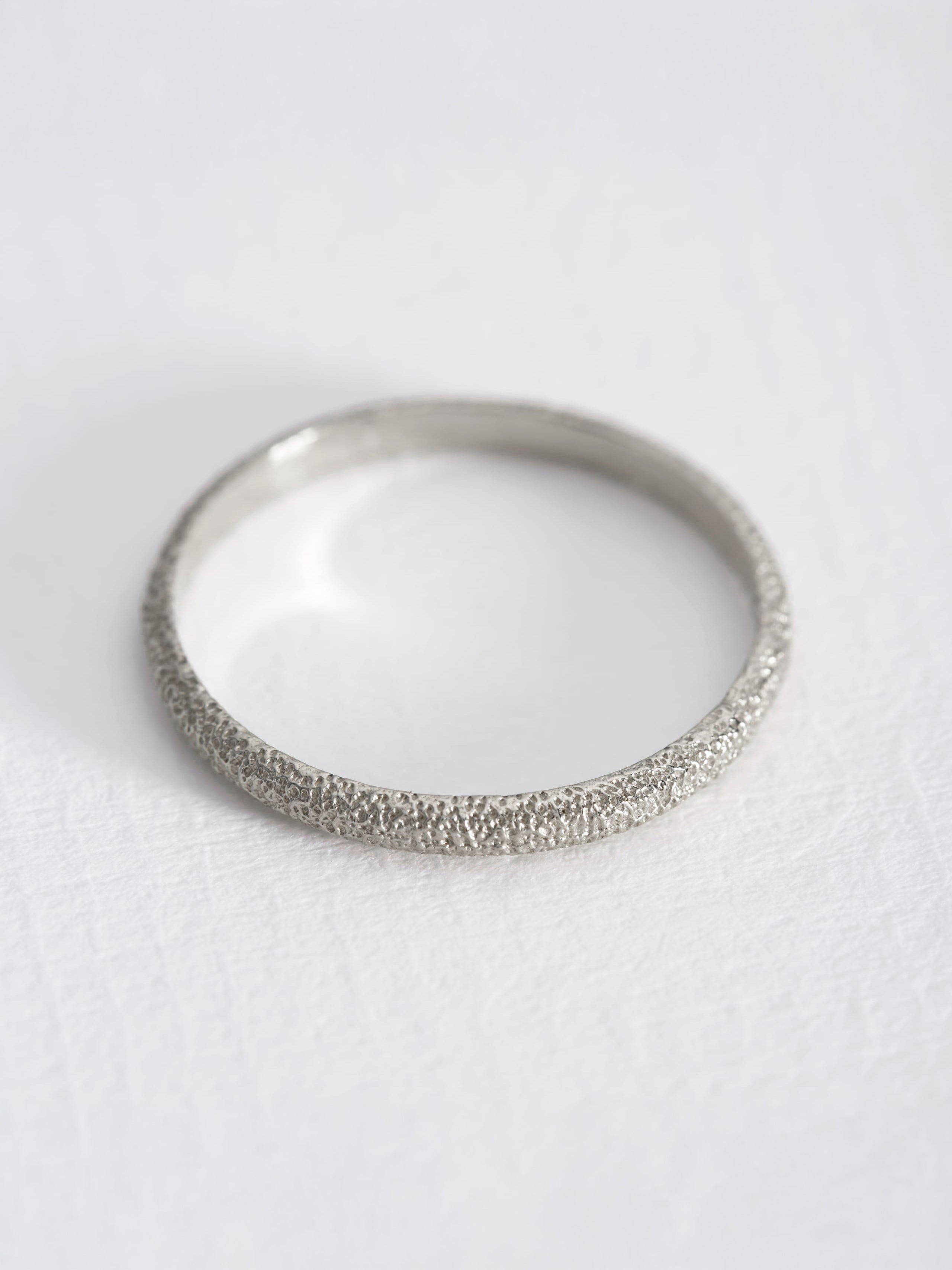 1.5mm Bee Texture Band - image 10 | platinum