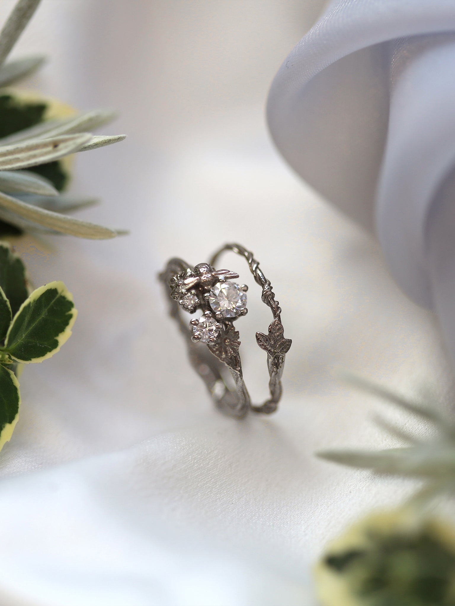 Beekeeper Three Diamond Trilogy Ring - image 7