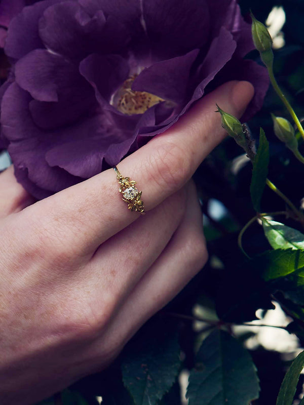 Beekeeper Ring with 0.25ct Oval Diamond