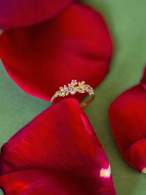 Ruby Beekeeper Twist Ring