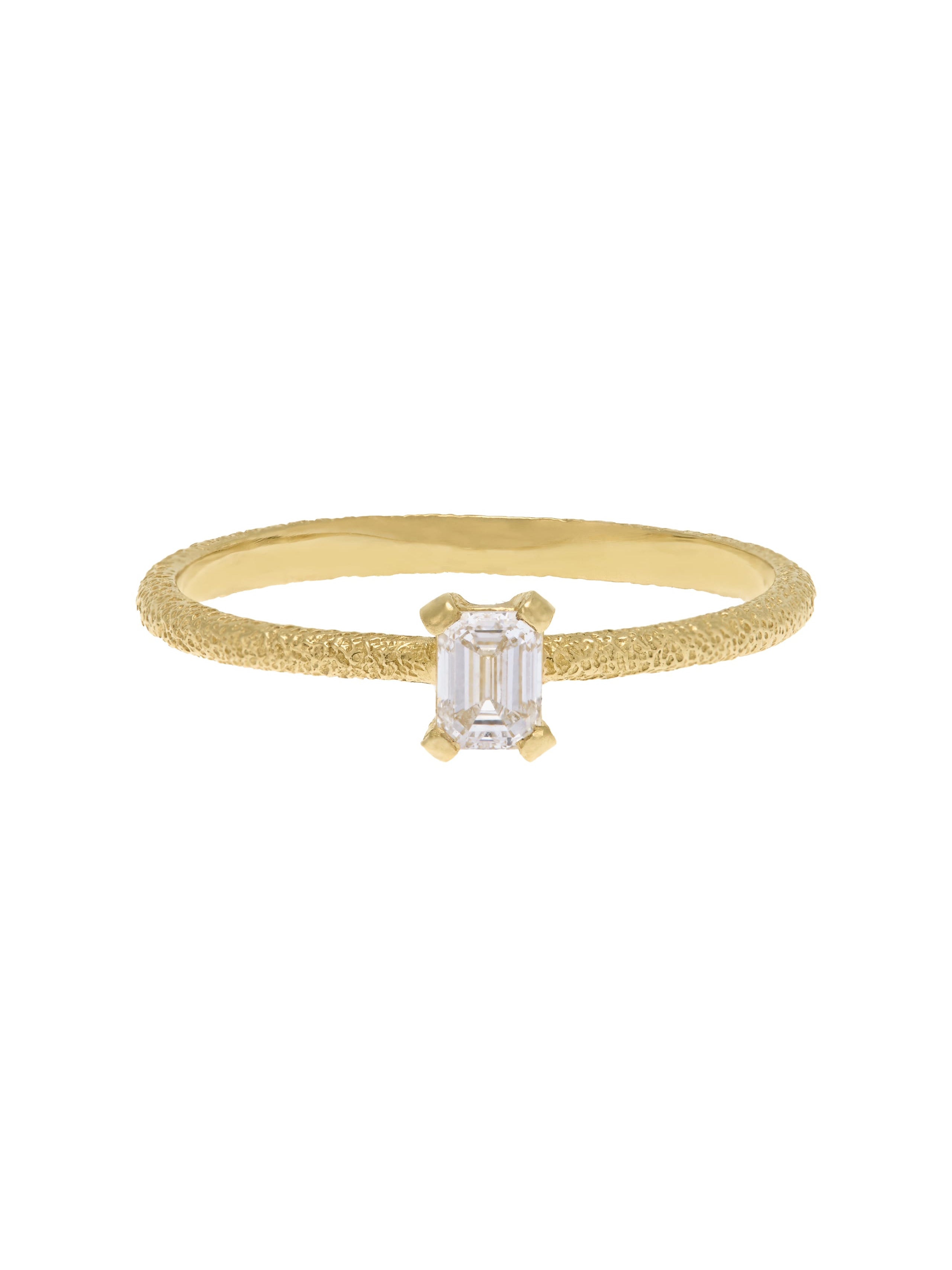 Bee Texture Ring with 0.25ct Emerald Cut Diamond - image 5 | 18ct yellow gold