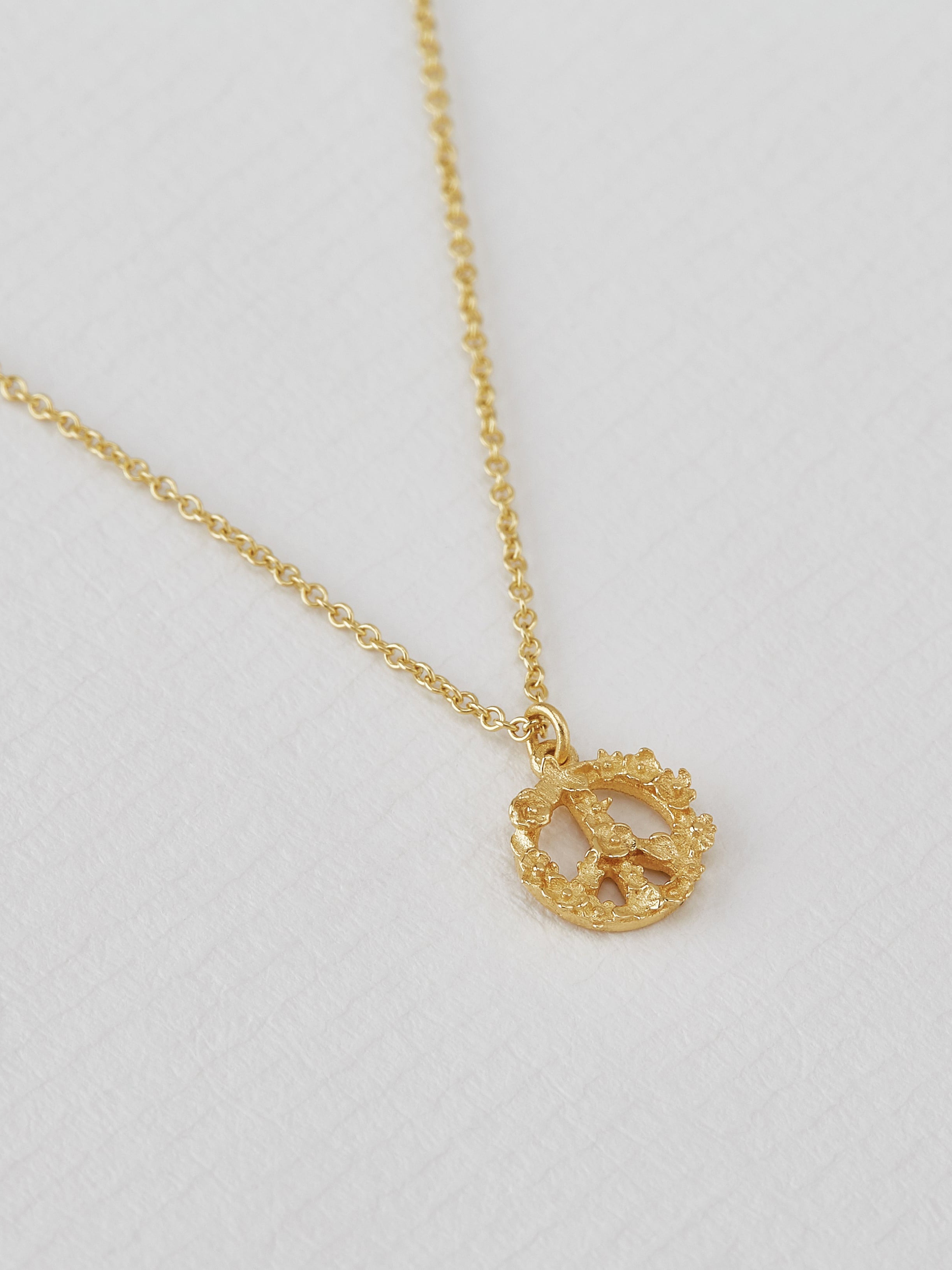Tiny Floral Peace Sign "Faith" Necklace - image 4 | 18ct yellow gold