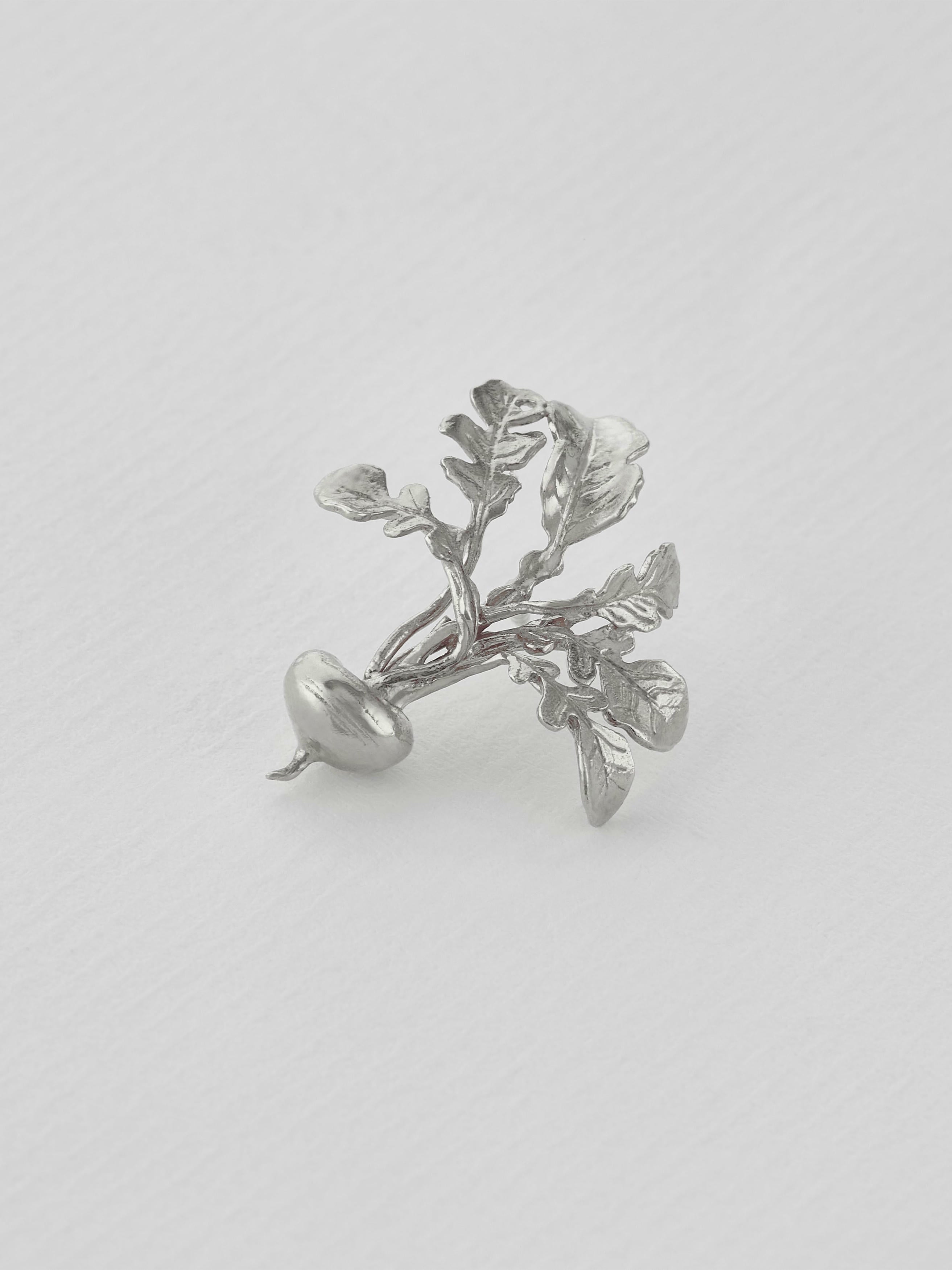 Leafy Turnip Pin Brooch - image 4 | silver