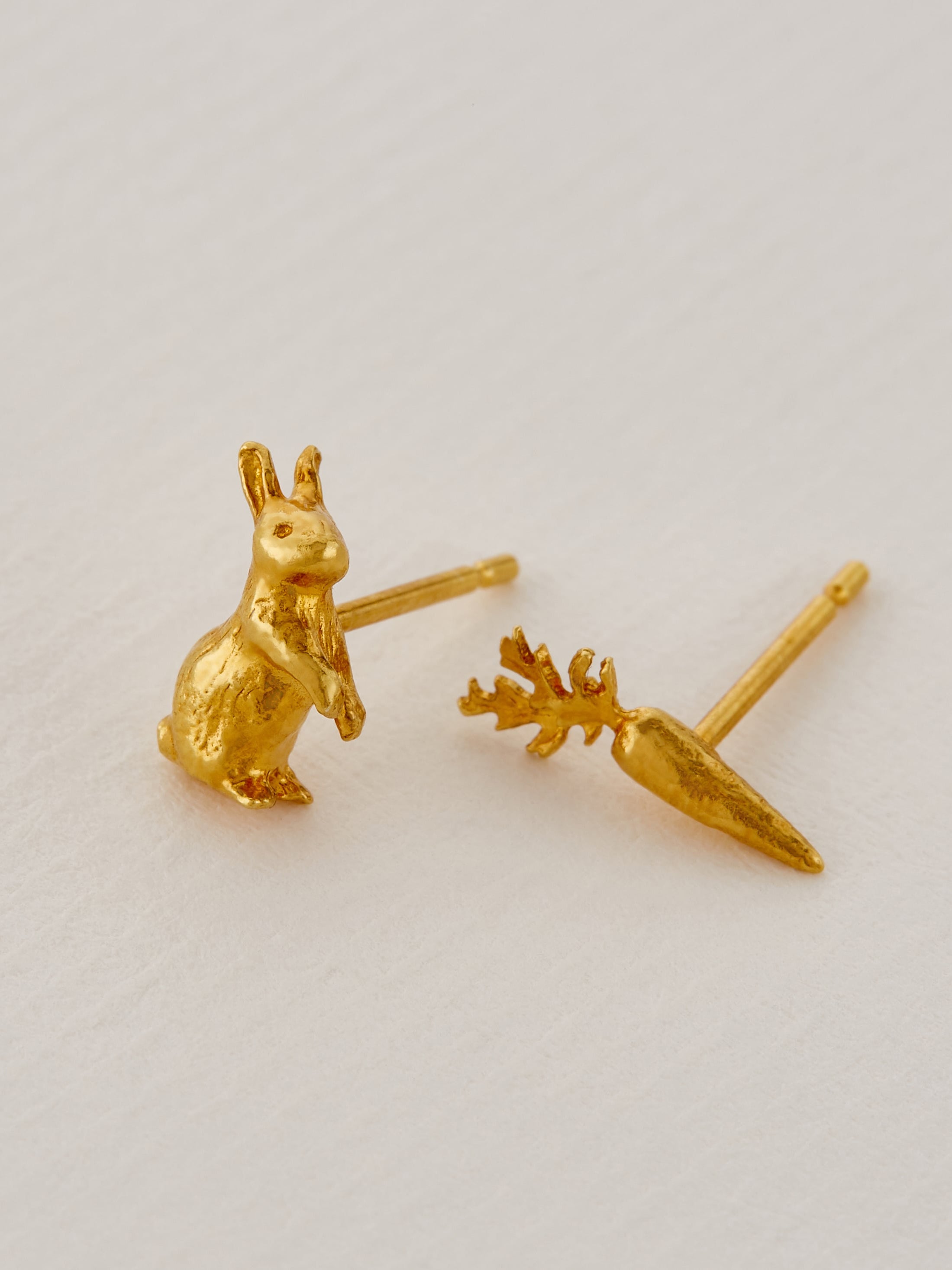Rabbit & Carrot Asymmetric Earrings - image 4 | gold plate
