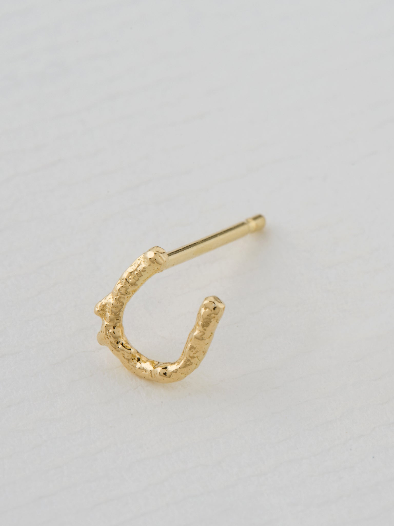 Teeny Tiny Horseshoe Single Stud Earring - image 4 | 18ct yellow gold
