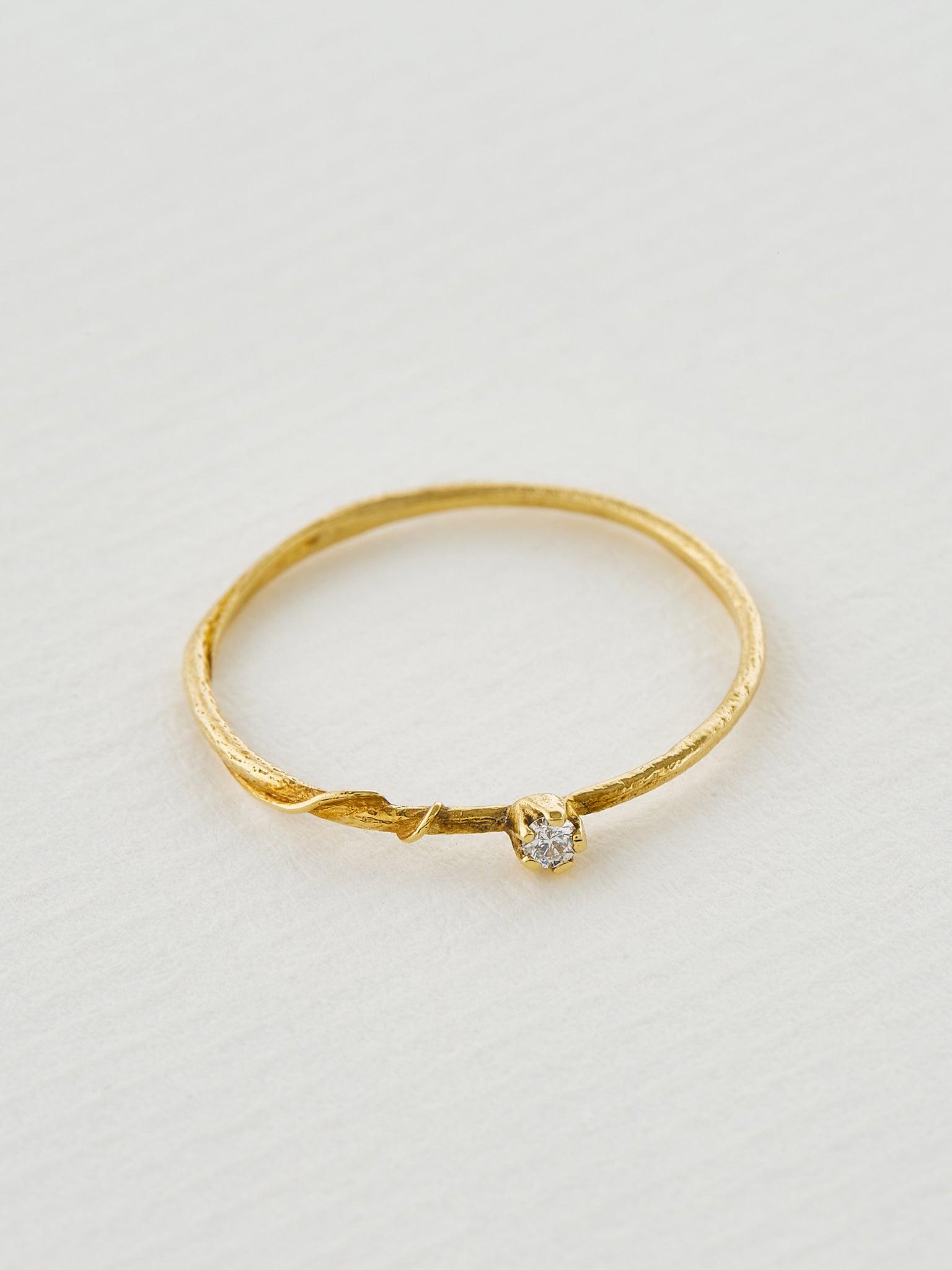 Diamond Fine Vine Ring - image 2 | 18ct yellow gold