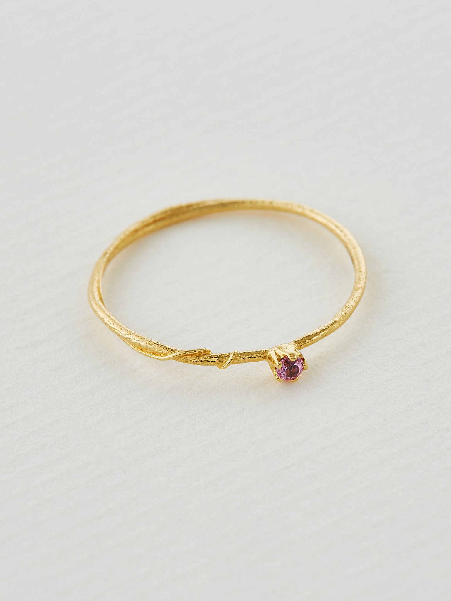 Pink Sapphire Fine Vine Ring - image 2 | 18ct yellow gold
