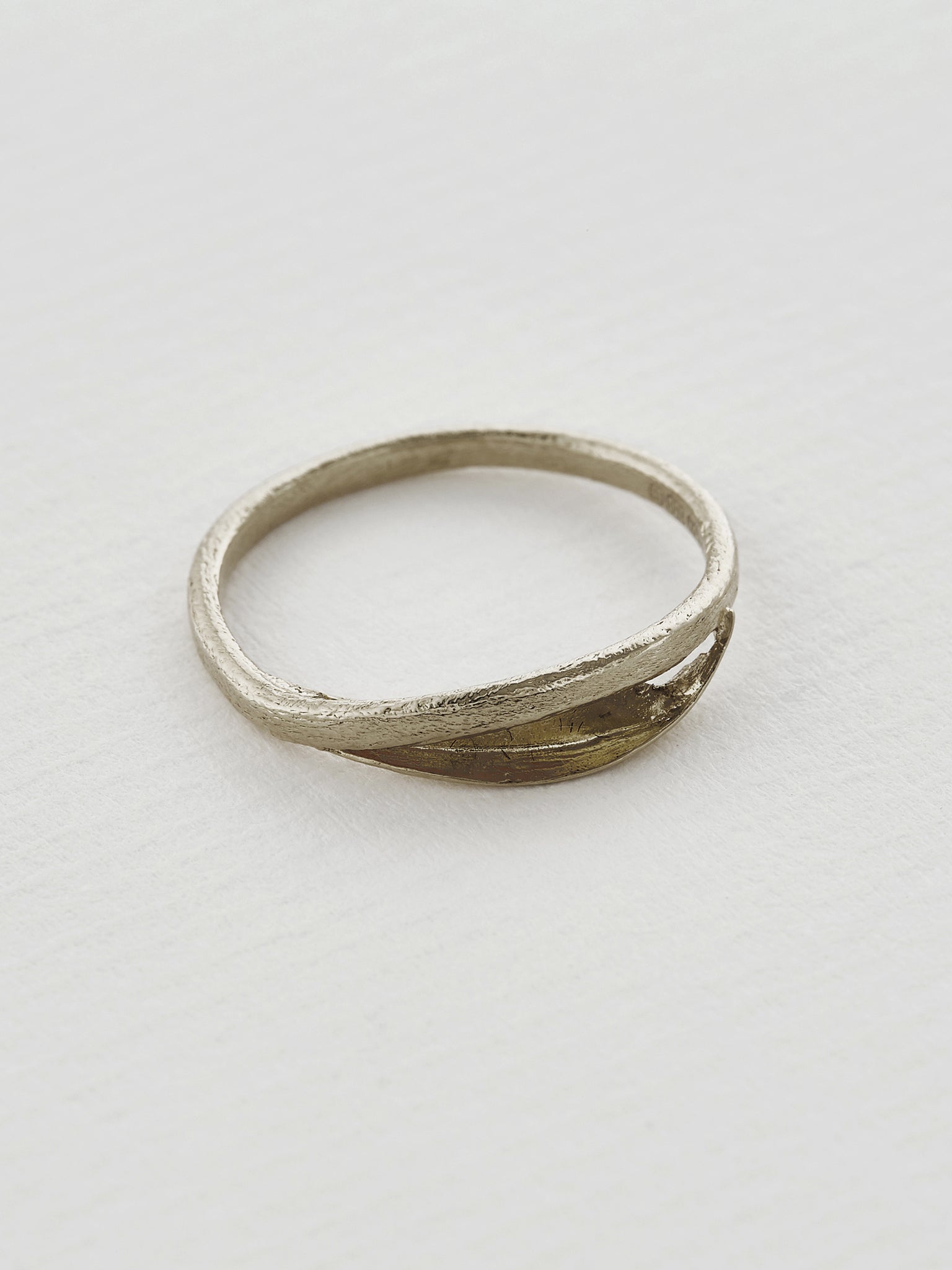 Fine Tulip Leaf Band - image 5 | 18ct white gold