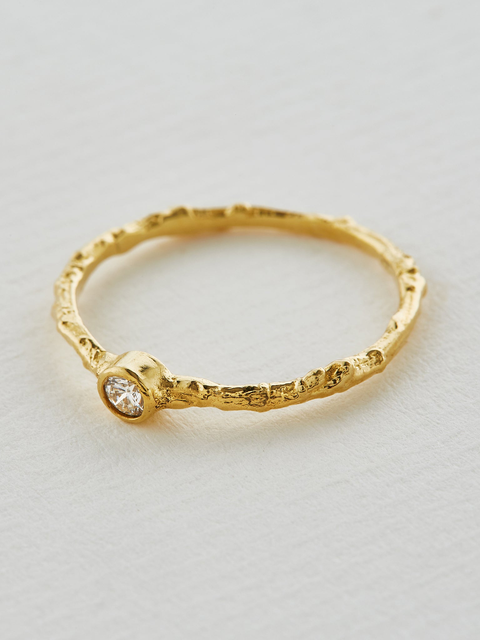 Diamond Willow Ring - image 3 | 18ct yellow gold