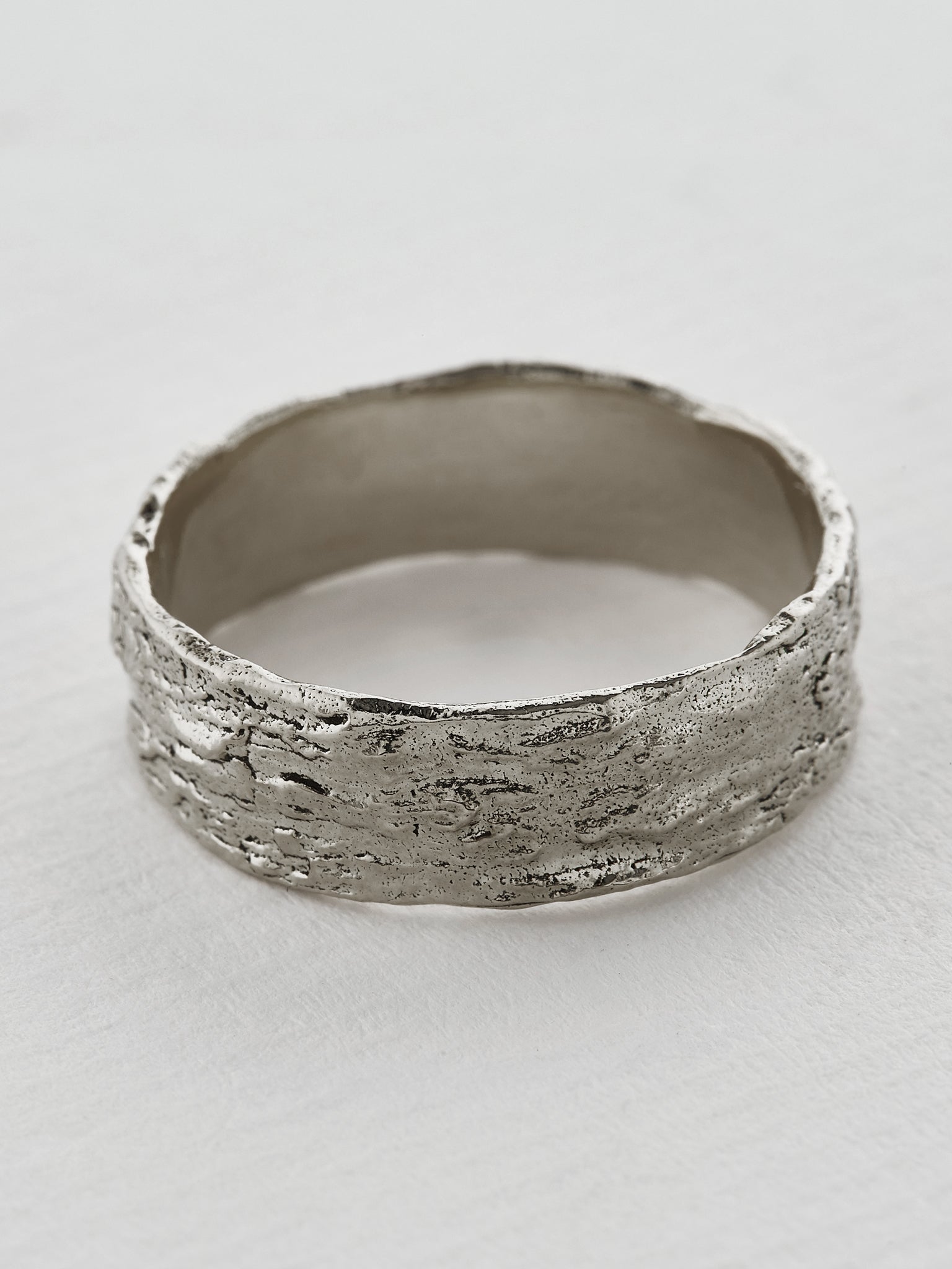 Wide Bark 6.5mm Band - image 8 | platinum
