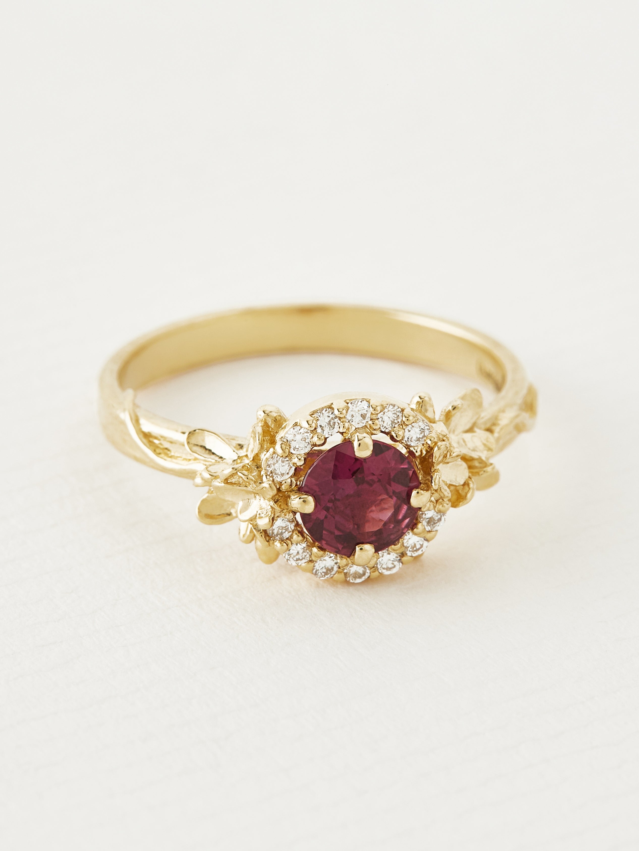 Large Spring Halo Ring with Burgundy Sapphire - image 2 | 18ct yellow gold