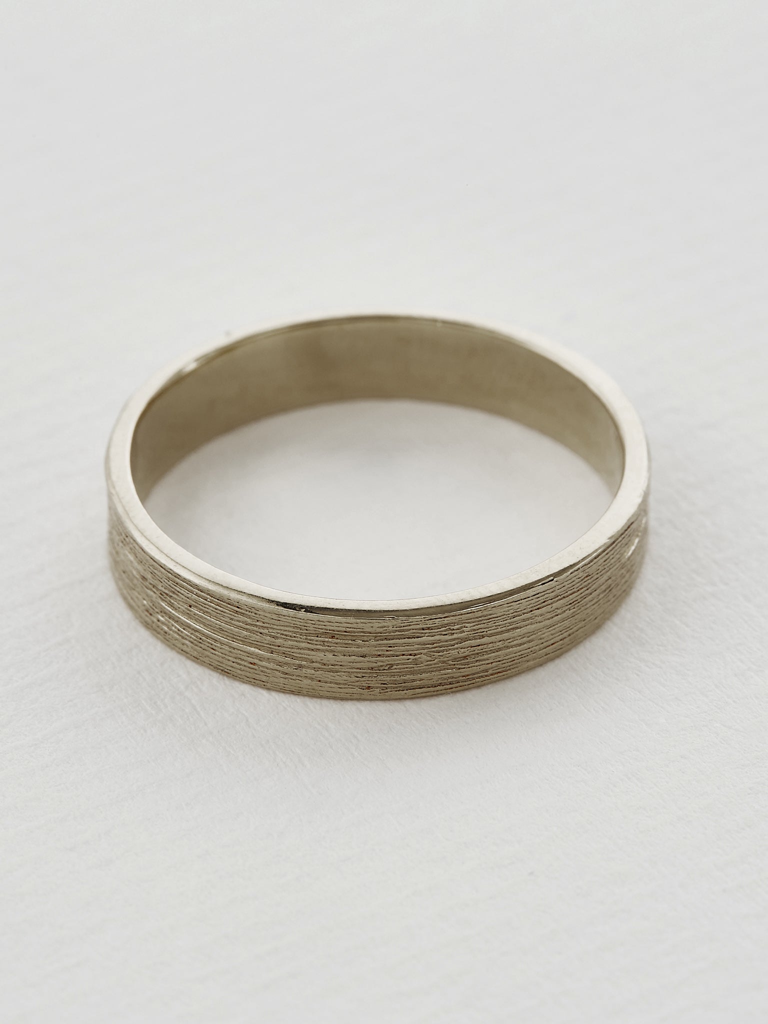 Textured Spring Band 4.3mm - image 4 | 18ct white gold