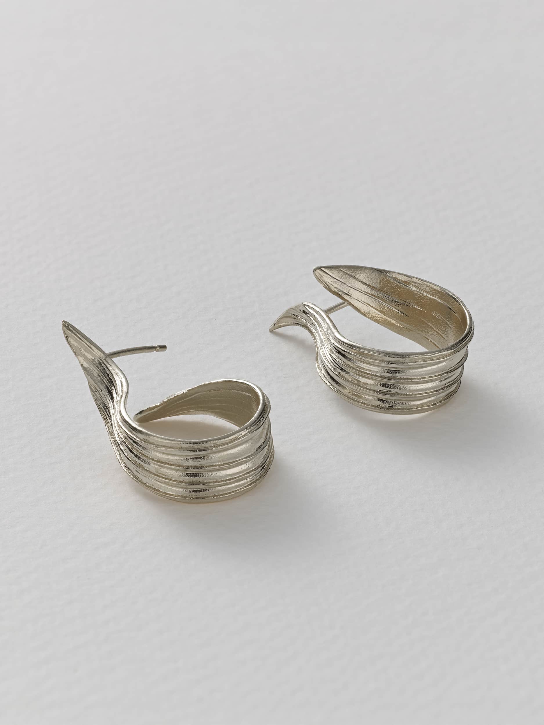 Wrapped Ribwort Plantain Leaf Twist Earrings - image 10 | silver