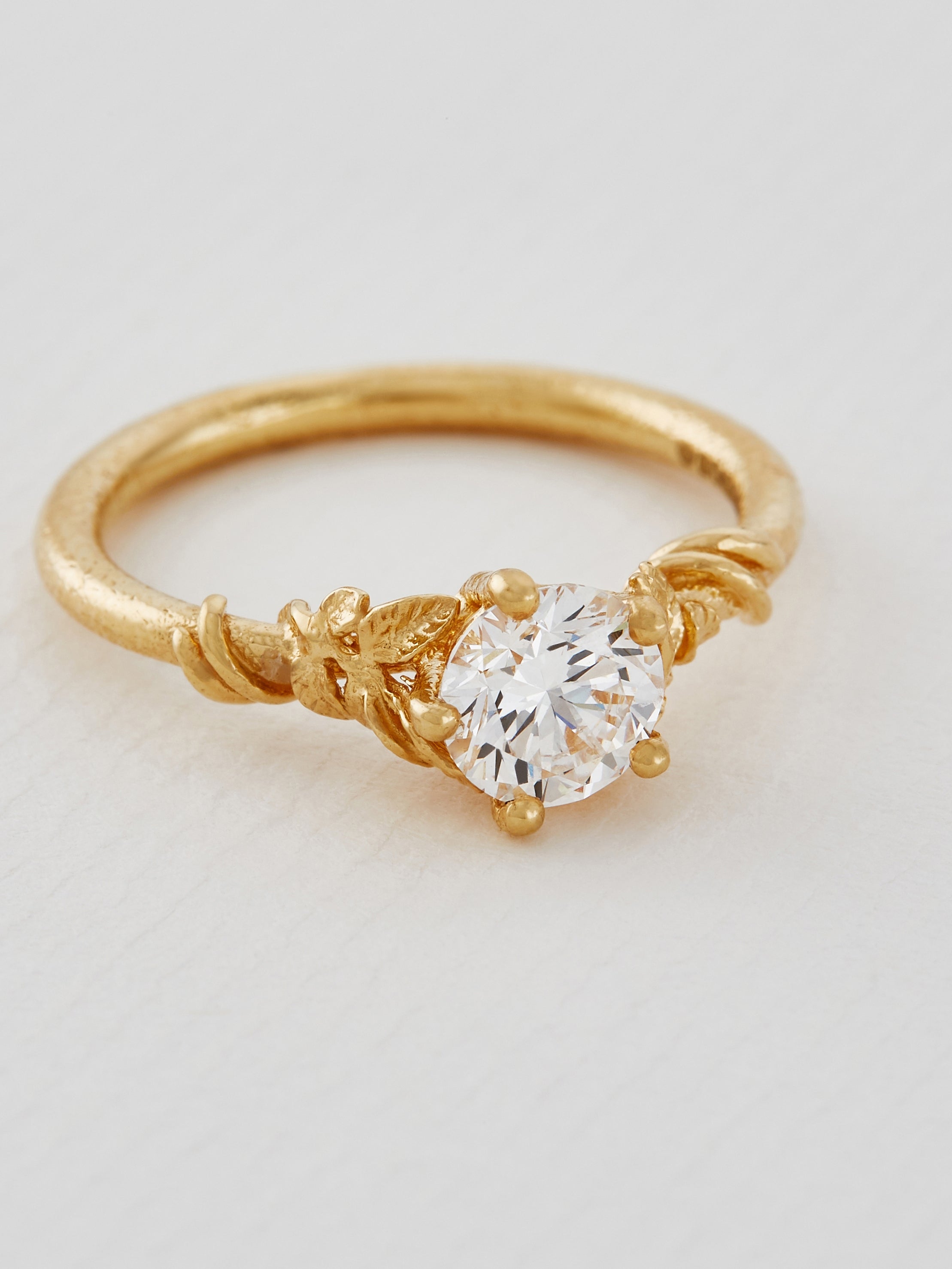 Wild Rose Leaf & Vine Diamond Ring - image 2 | 18ct yellow gold