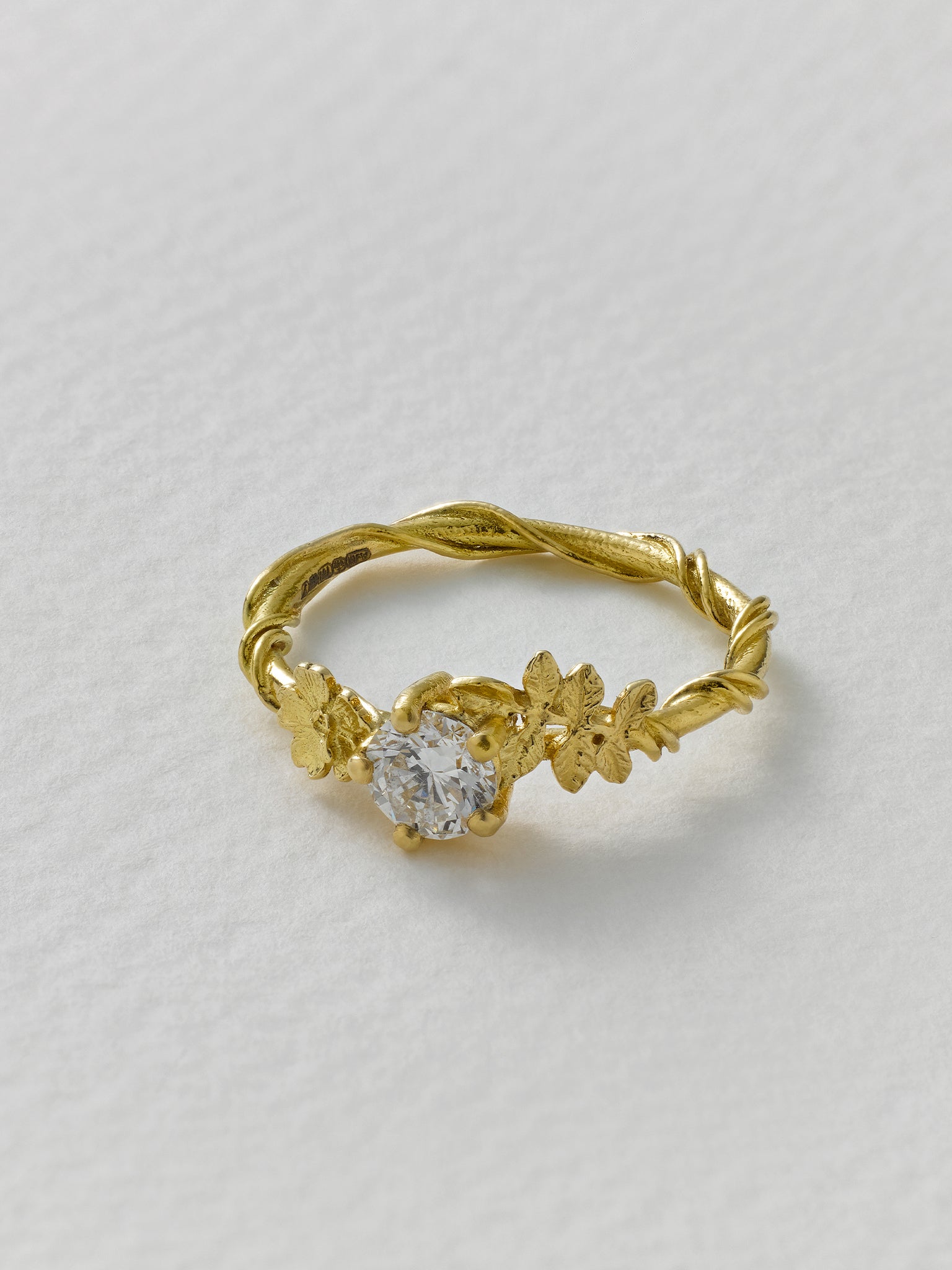 Rosa Stallata Solitaire Diamond Ring - image 4 | 18ct yellow gold