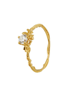 Rosa Alba Diamond Ring