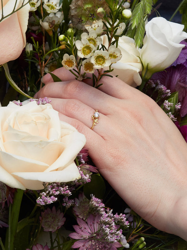 Rosa Alba Diamond Ring