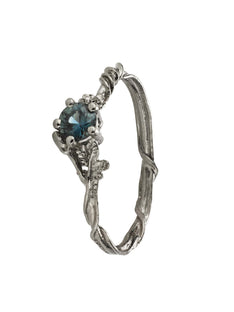 Rosa Alba Ring with 4mm Blue Teal Sapphire