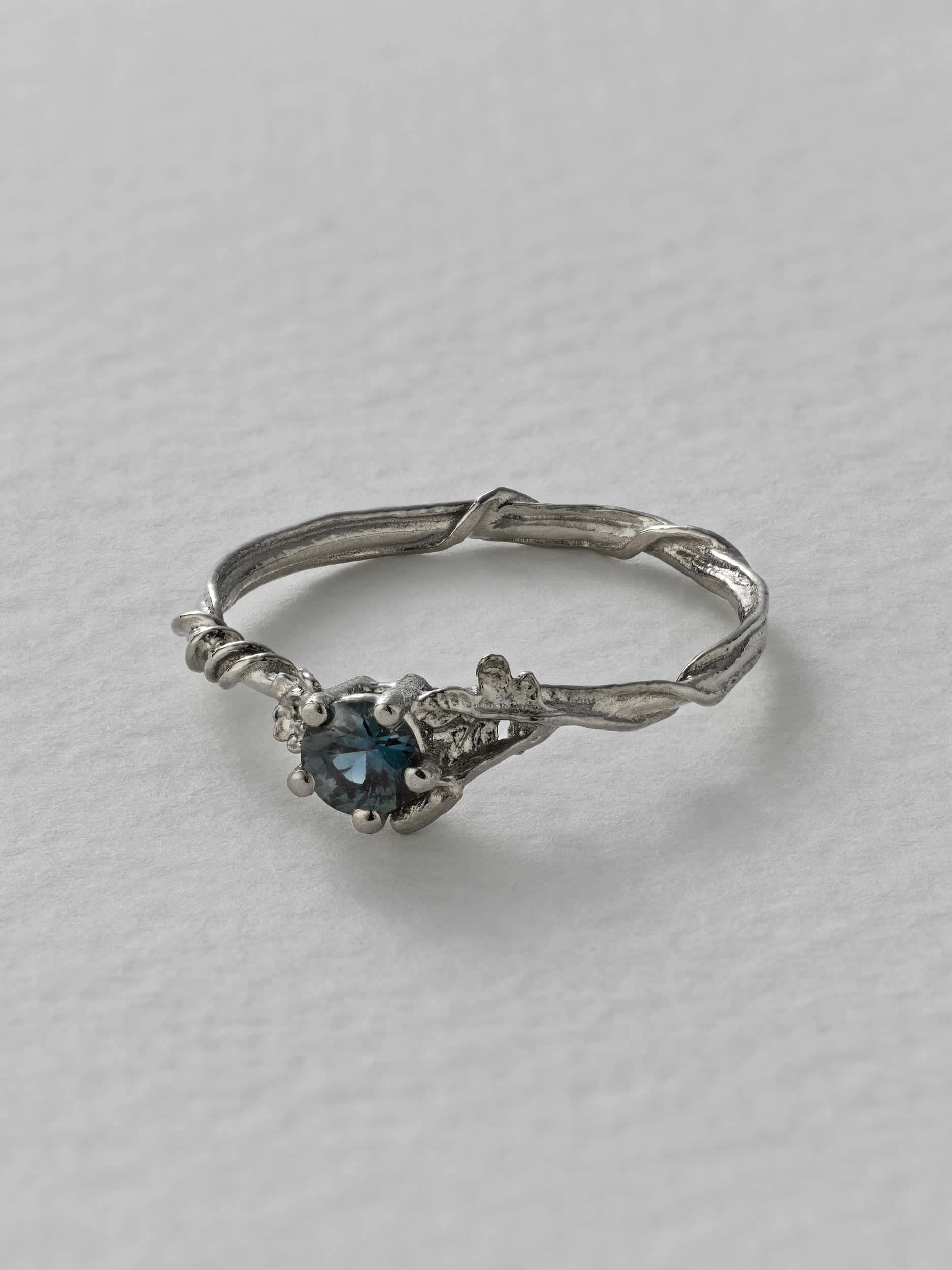Rosa Alba Ring with 4mm Blue Teal Sapphire - image 2 | 18ct white gold