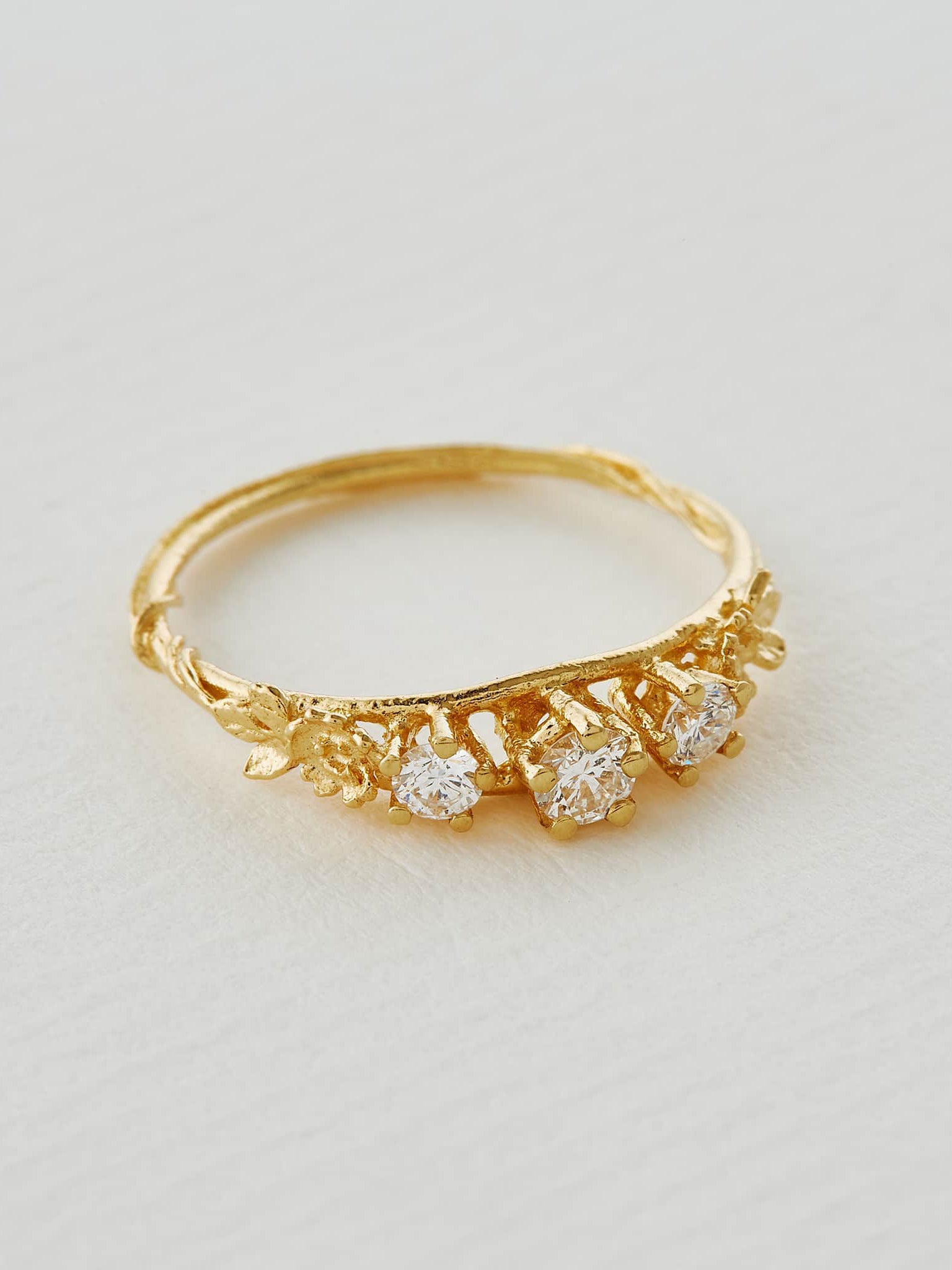 Rosa Centifolia Trilogy Diamond Ring - image 4 | 18ct yellow gold
