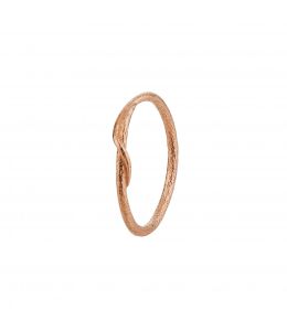18ct Rose Gold Fine Twisted Vine Seruni Ring Product Photo