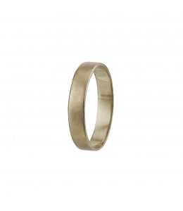 18ct White Gold 4 mm Hammered Band Product Photo