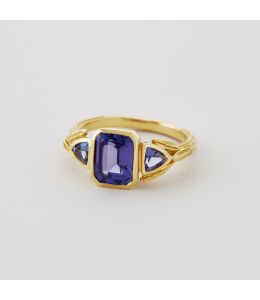 Fennel Seed Deco Trilogy Ring with Tanzanite and Sapphires